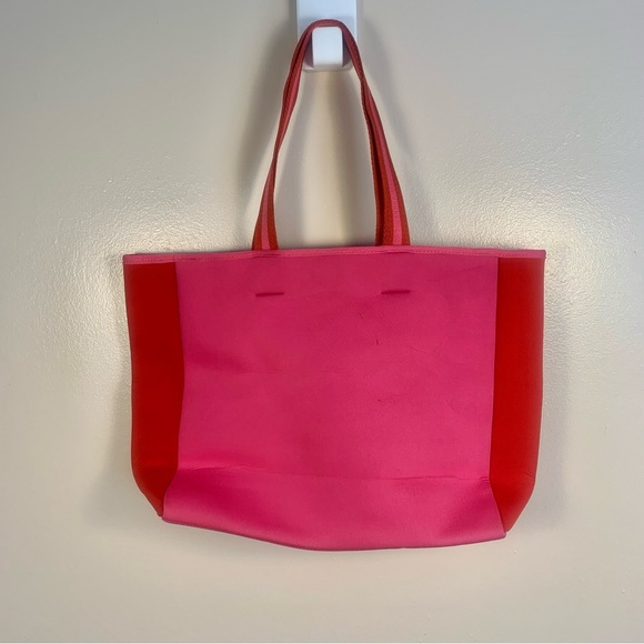 summersalt Handbags - Summersalt Neoprene Beach Tote